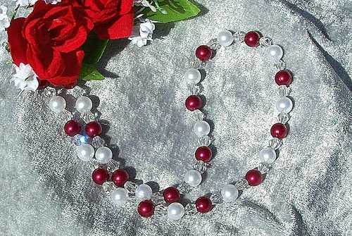 Perlenkette rot weiss metallic